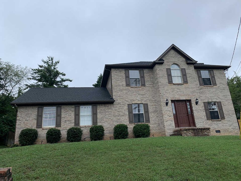1st image of 2301 Winterwood Ln