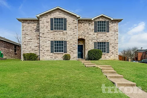 2904 Crimson Clover Dr Photo 1