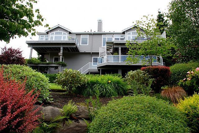 2nd image of 6064 156th Pl SE