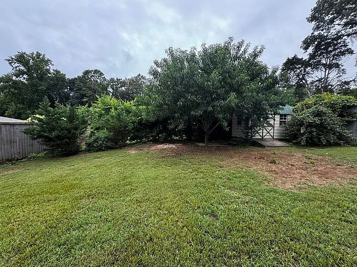 7608 Peacock Dr SW — Photo 44
