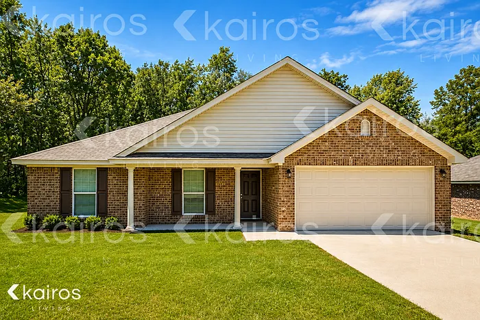 111 Live Oak Dr