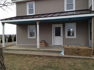 121 N Maple Ave, Leola, PA 17540