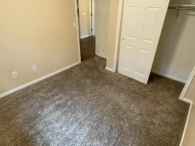 3298 E Bengal Blvd #2 — Photo 14