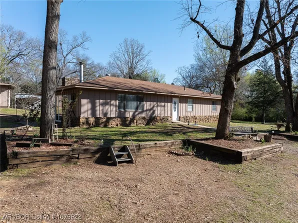 177 Blue Bird Hill Ln, Booneville, AR 72927