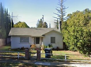 562 Palm Ave, Los Altos, CA 94022