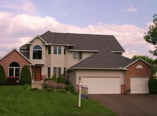 8650 Comstock Ln N, Maple Grove, MN 55311