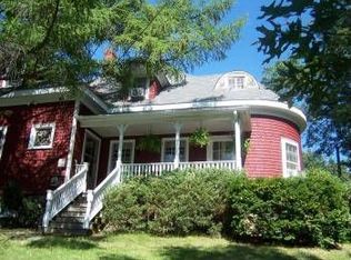 2 Nichols St, Wakefield, MA 01880