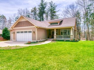 2988 Sir Charles Dr NE, Rockford, MI 49341