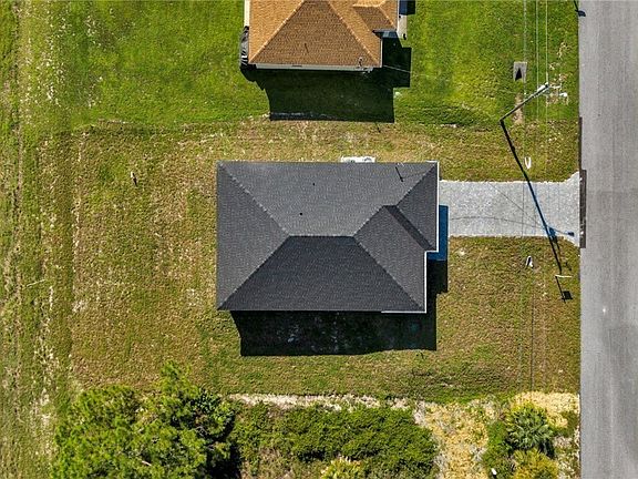 4th image of 6032 Stratton Rd