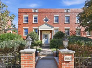 607 Bashford Ln APT 1, Alexandria, VA 22314