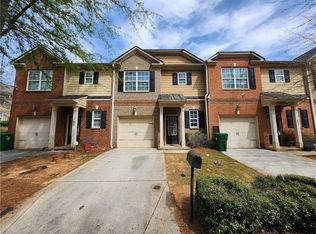 823 Hughes Trce, Stone Mountain, GA 30083