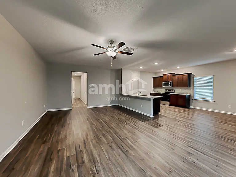 605 Gleaner Way — Photo 5