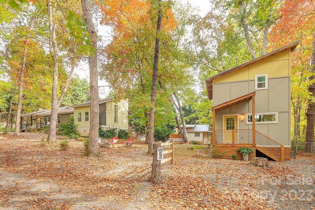 16 & 18 Cowan Ln, Fairview, NC 28730 MLS 4081108 Zillow