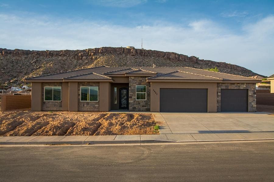 1st image of 2067 E Cozy Cactus Ln