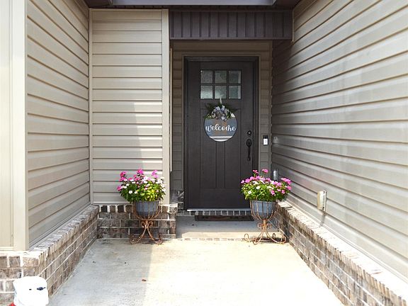 2nd image of 305 Kendall Ct