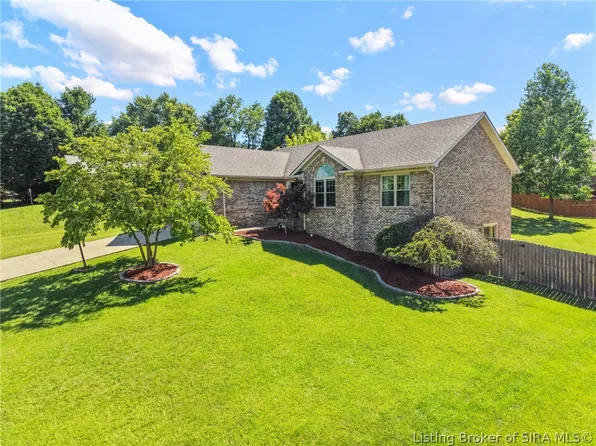 4351 Country View Drive, Floyds Knobs, IN 47119