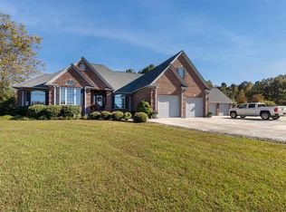 1420 Dawnville Rd, Dalton, GA 30721