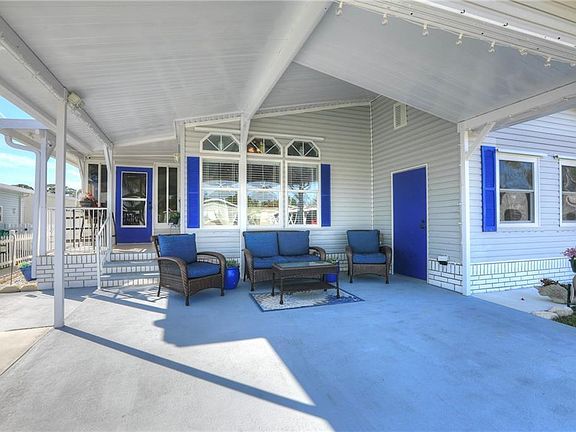 4th image of 809 Lychee Drive