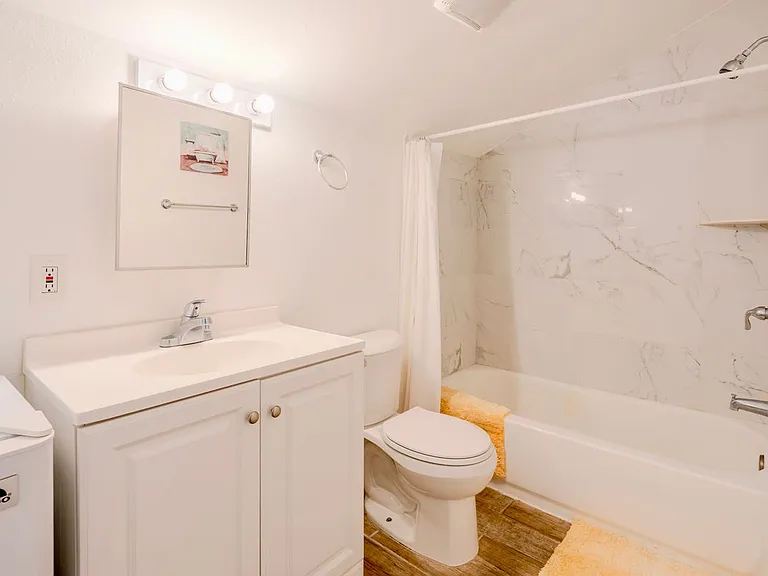 37 Fremont — Photo 14