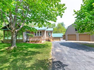 298 Harmons Corner Rd, Auburn, ME 04210