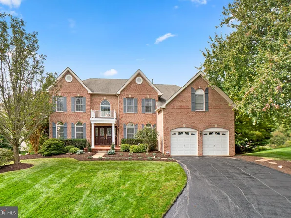 3805 Fox Valley Dr, Rockville, MD 20853