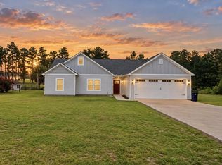 778 Pine Needle Rd, Douglas, GA 31535
