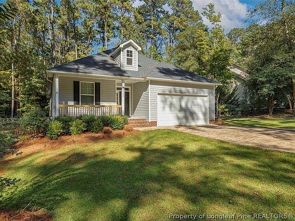 4th image of 1425 Carolina Dr