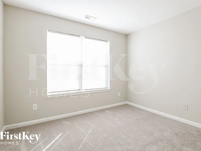 1400 Chimney Ridge Dr — Photo 10