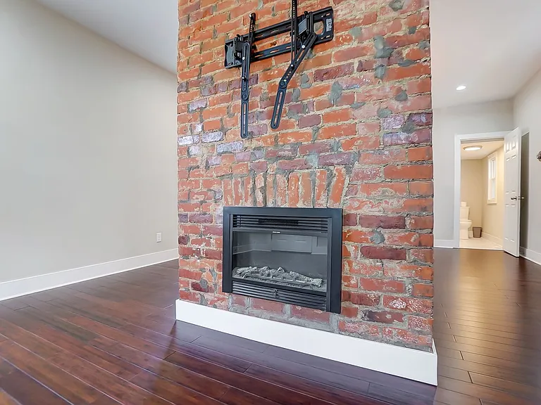 5107 Marion Ave — Photo 5