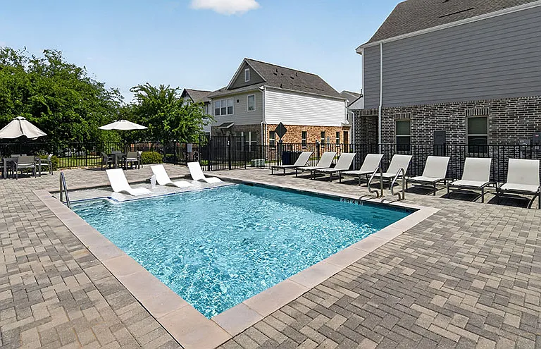 Echelon At Reverchon Bluffs Rental Homes — Photo 6