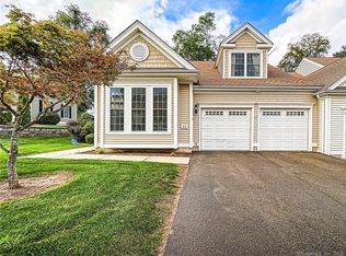 22 Barkledge Dr UNIT 22, Newington, CT 06111