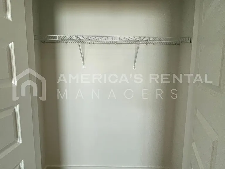 2124 Sullivan Dr — Photo 24