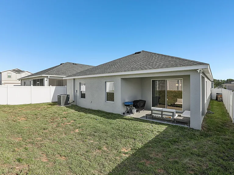 2167 Desert Rose Dr — Photo 38