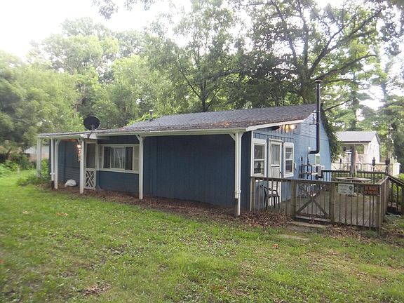 3rd image of 4795 Forest Dr
