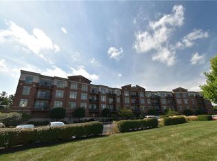 20971 Shoreline Ct APT 201, Noblesville, IN