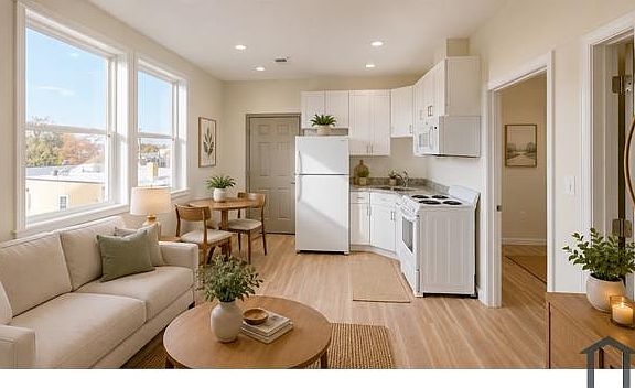 2nd image of 1912 R St SE #2