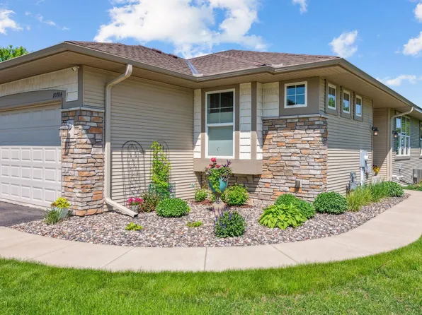 10704 Knollwood Ln, Woodbury, MN 55129