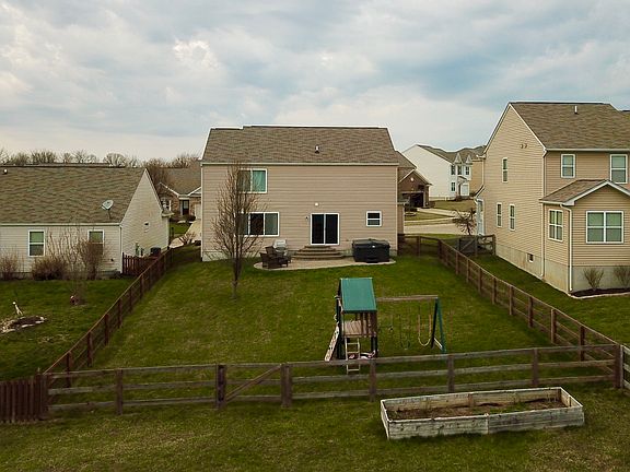 2nd image of 2121 Prairie Clover Dr
