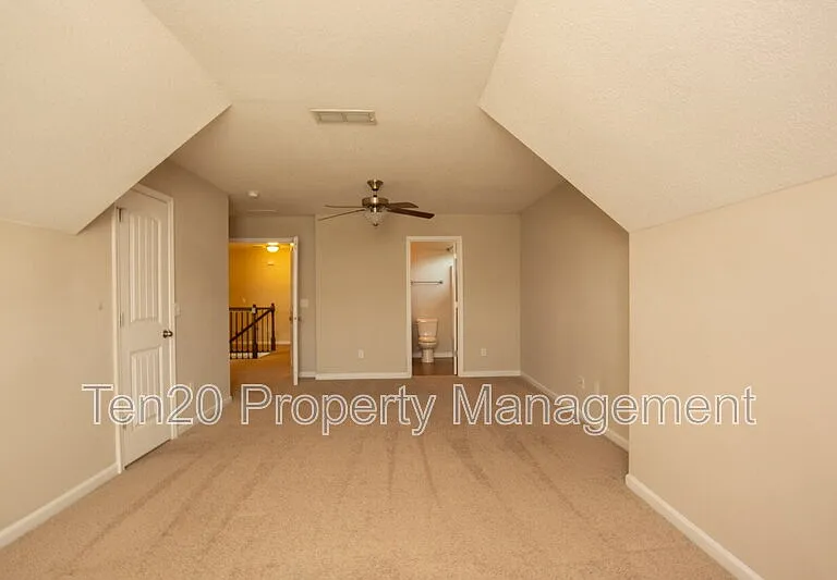 2510 Ridgewood Way — Photo 6