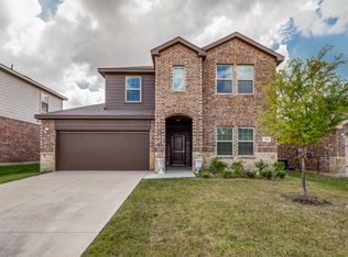 728 Glover Dr, Aubrey, TX 76227