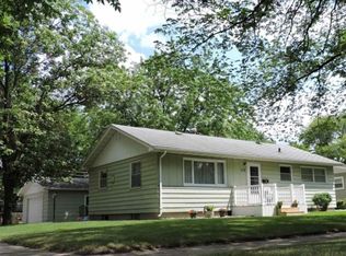 112 23rd St NW, Minot, ND 58703