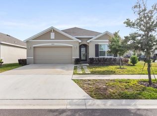 35830 Ellsworth Pl, Zephyrhills, FL 33541