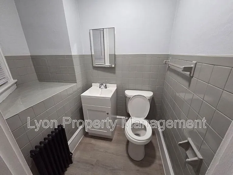 115 Trenton St #1B — Photo 6