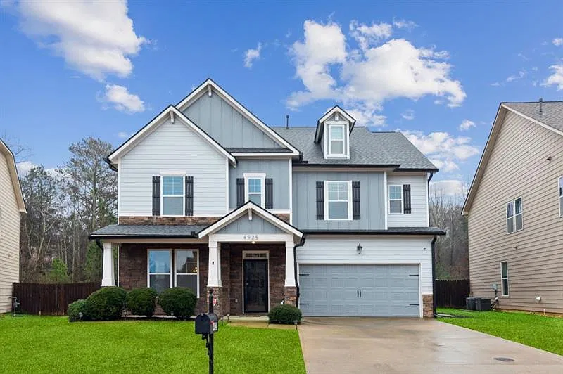 4 bed, 3.5 bath, 2954 sqft, $2,700 — Photo 1