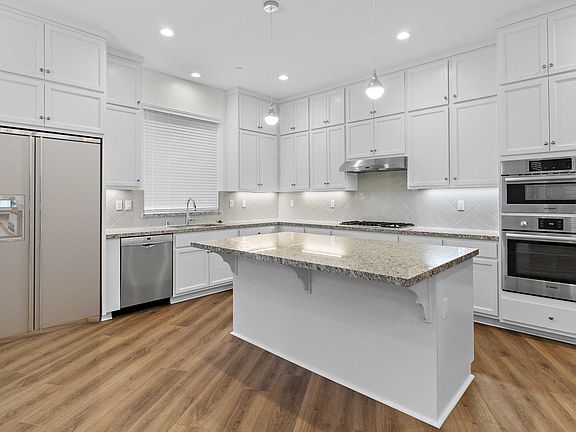 4th image of 5829 Huntley Ave