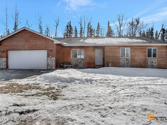 2nd image of 290 E Lochcarron Dr