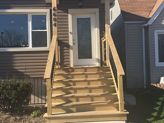 2nd image of 6604 W Montrose Ave