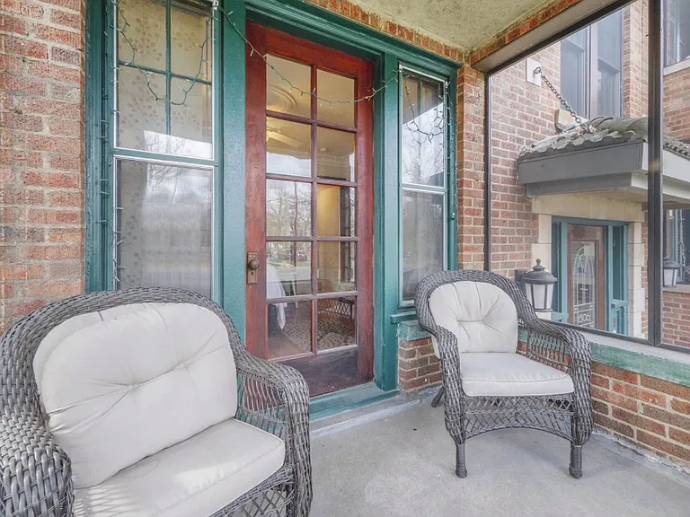 1506 Packard St — Photo 7