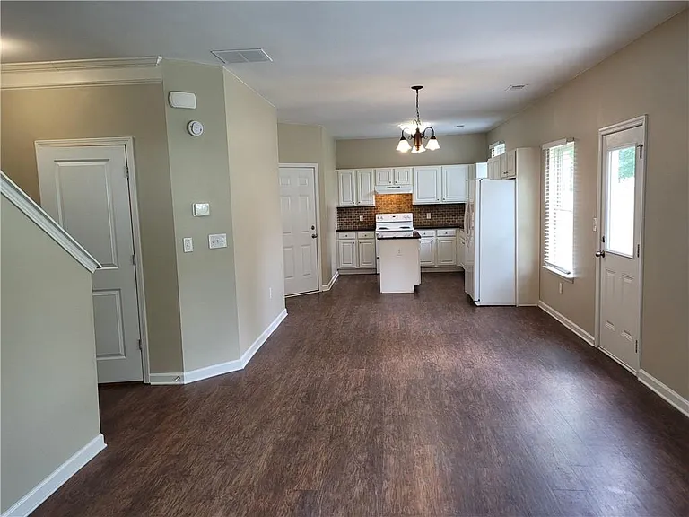 6010 Stonebrook Ln — Photo 13