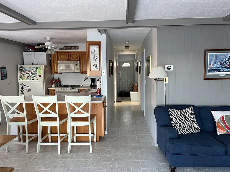 1745 Shady Bend Ln — Photo 14